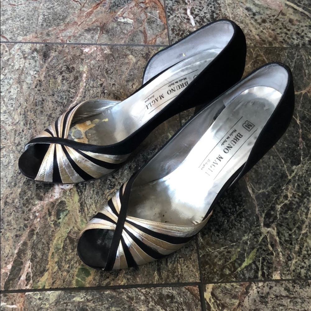 Bruno Magli sz 8 Heels